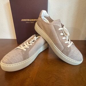 Johnston & Murphy Womens Beige knit/Suede Sneakers Size 10M